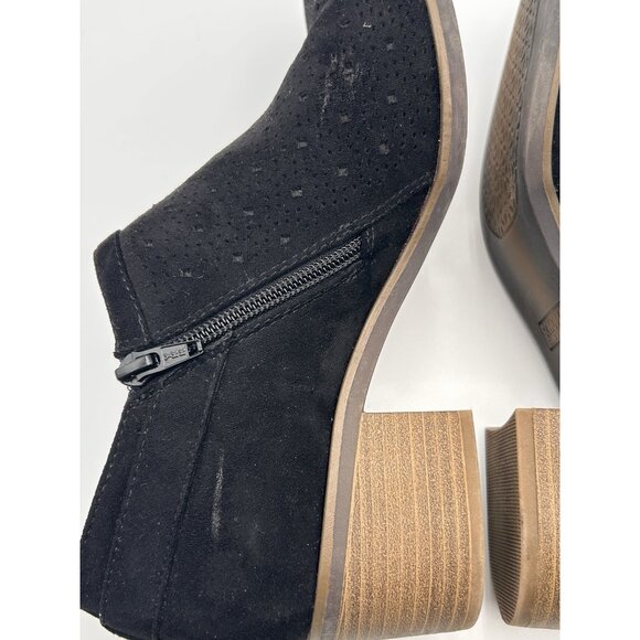 Sonoma Vitalize OrthoLite Faux Suede Zip Ankle Booties Black Buckle Sz 9.5M - Picture 7 of 14